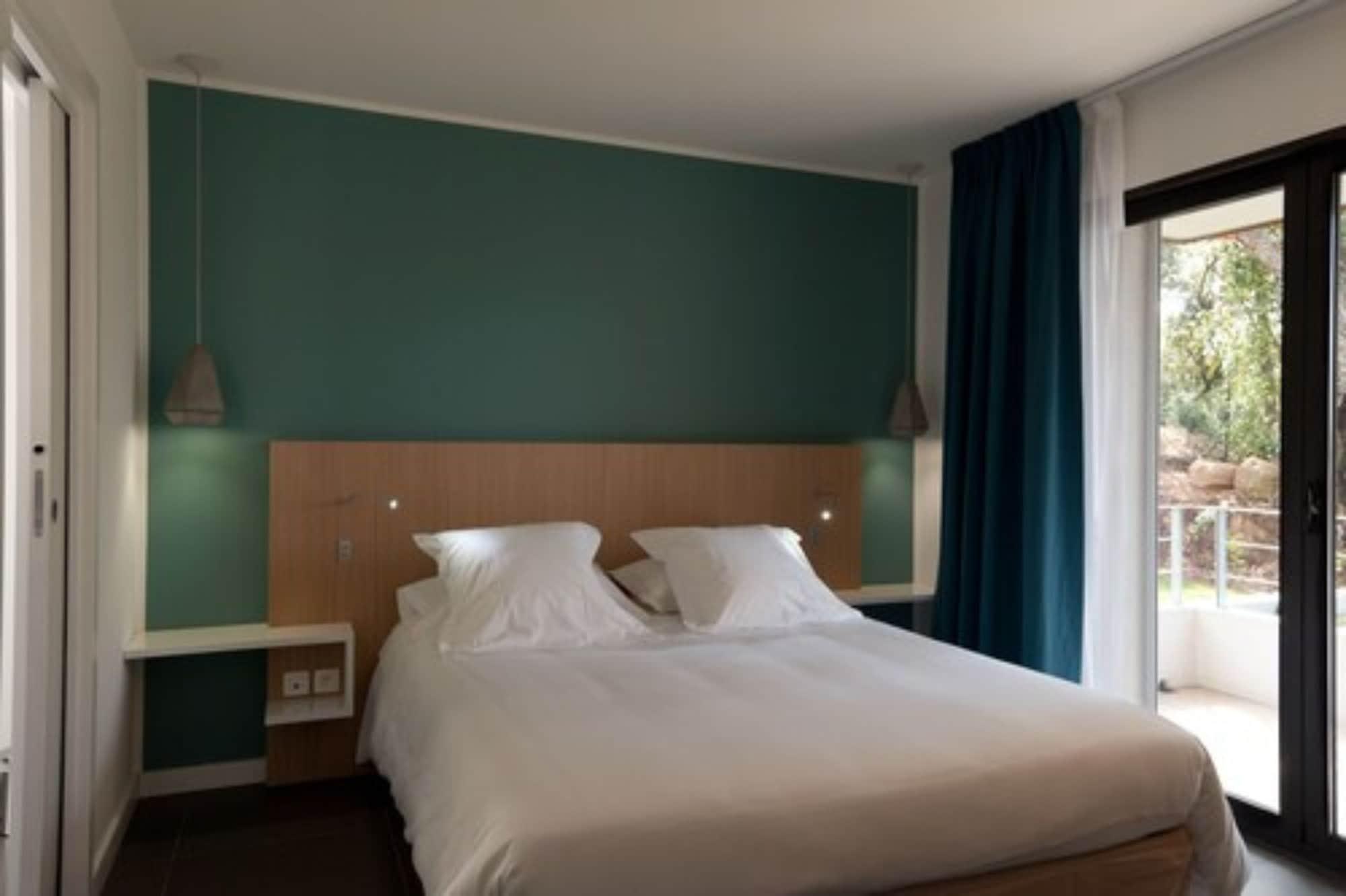 Residence Hoteliere Alcyon ポルトヴェッキオ エクステリア 写真