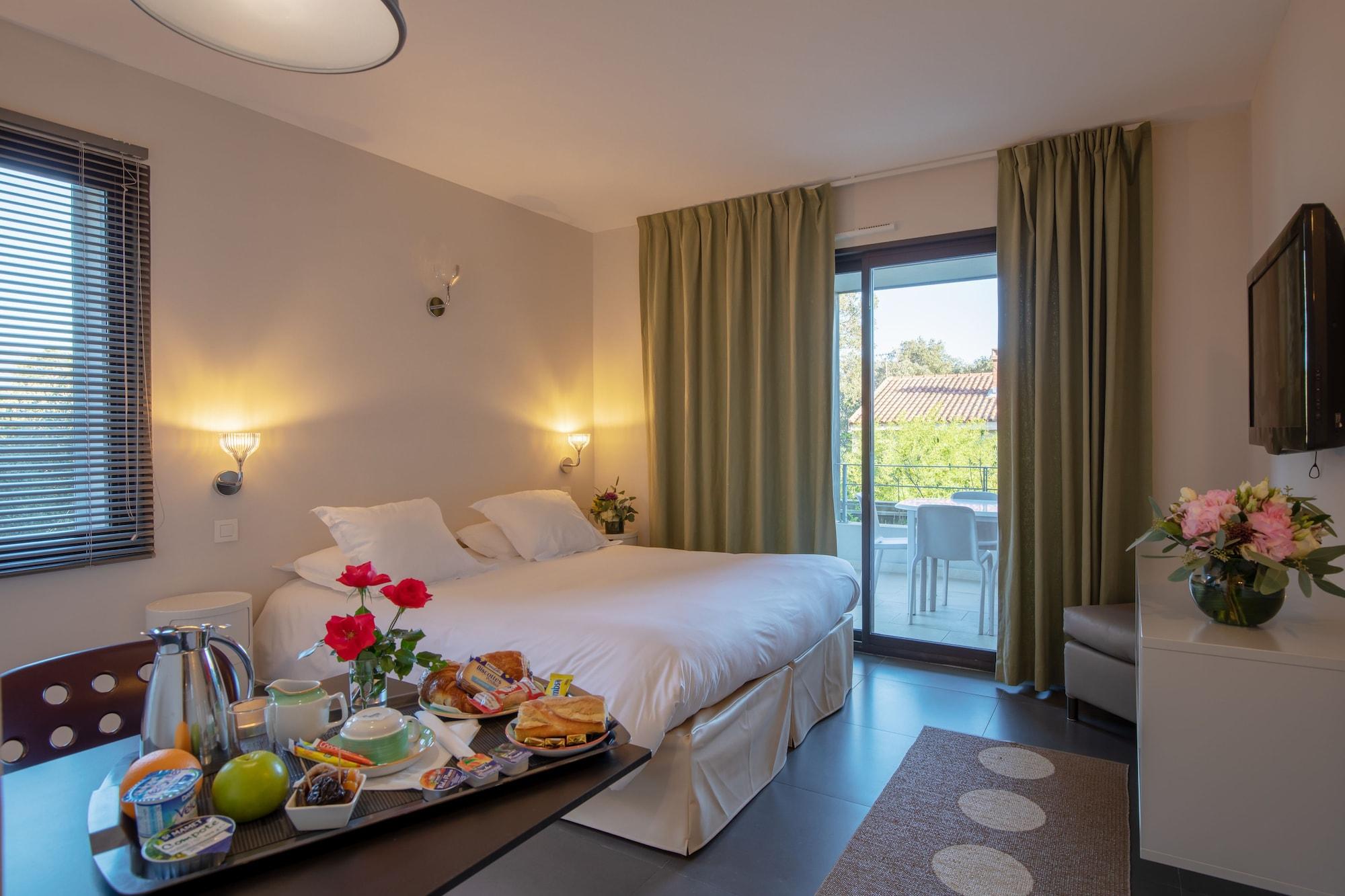 Residence Hoteliere Alcyon ポルトヴェッキオ エクステリア 写真