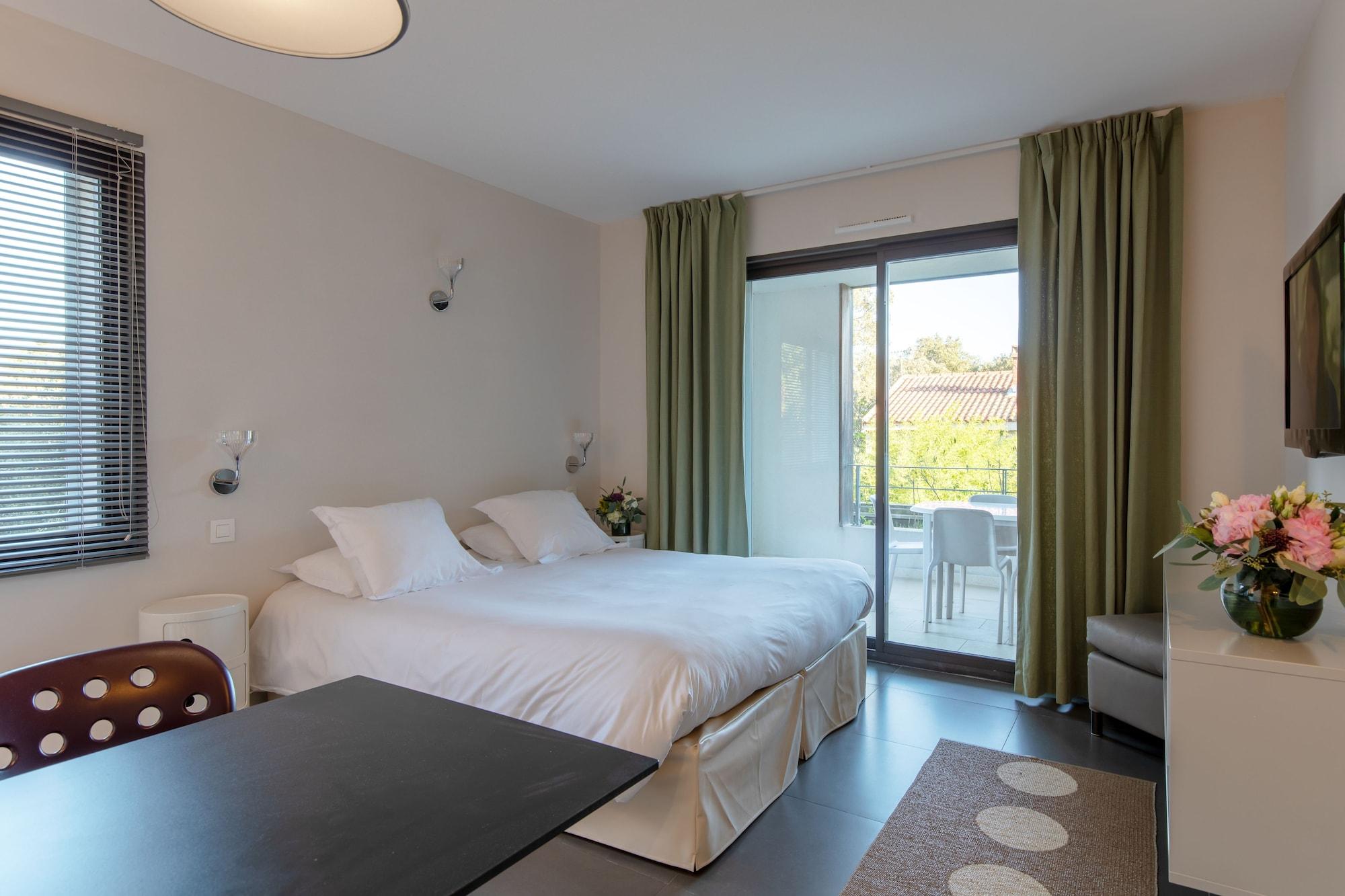 Residence Hoteliere Alcyon ポルトヴェッキオ エクステリア 写真